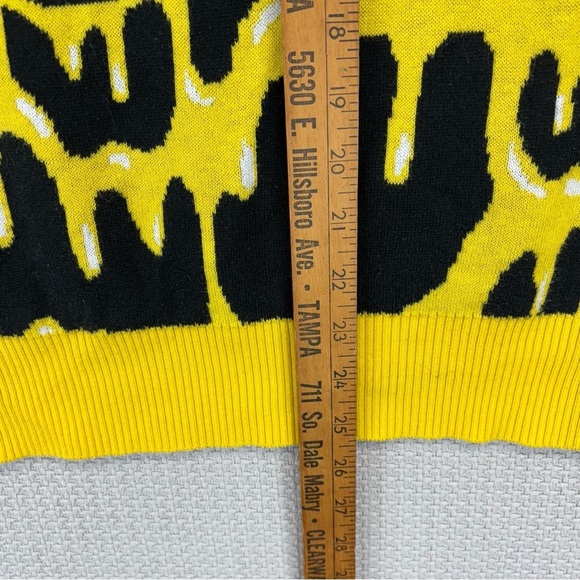 Taco Bell Drippy Nacho Holiday Ugly Christmas Sweater Small Yellow - Picture 7 of 7